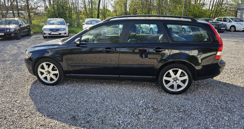 Volvo V50 cena 21950 przebieg: 194000, rok produkcji 2005 z Opatów małe 154